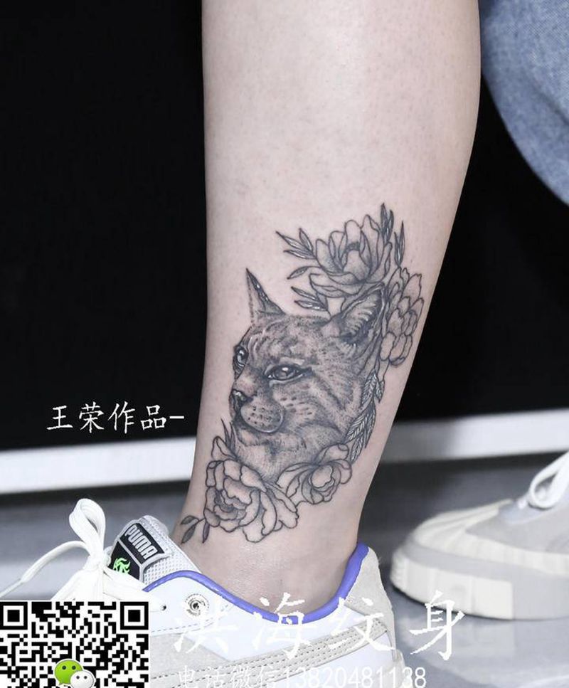 猫纹身图片_脚部新传统纹身图案