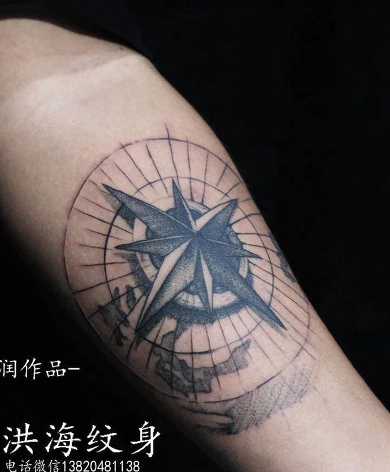 指南针纹身图片_手臂纹身图案