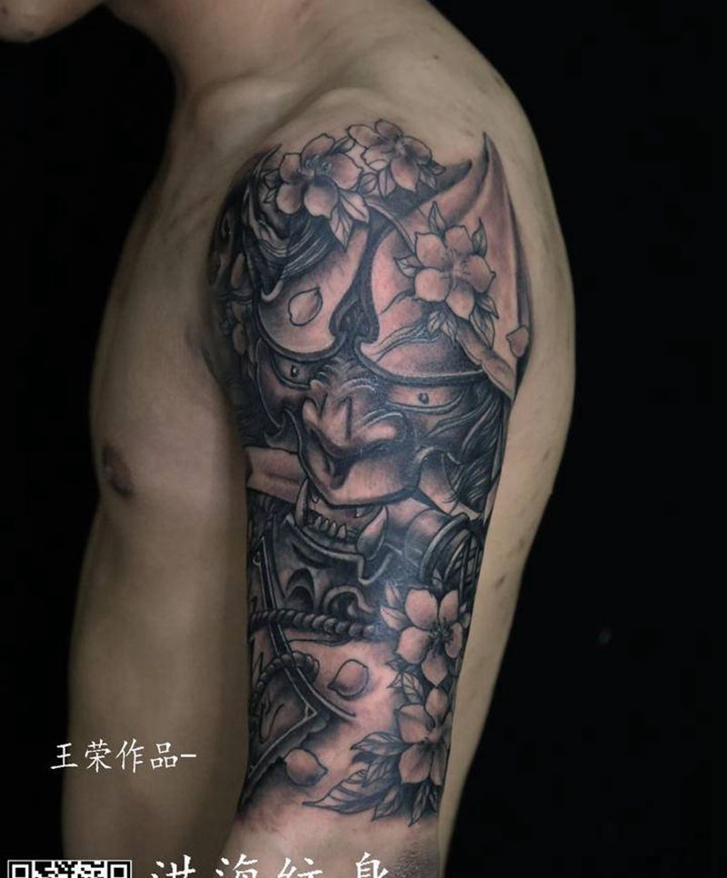 般诺纹身图片_手臂肩部纹身图案