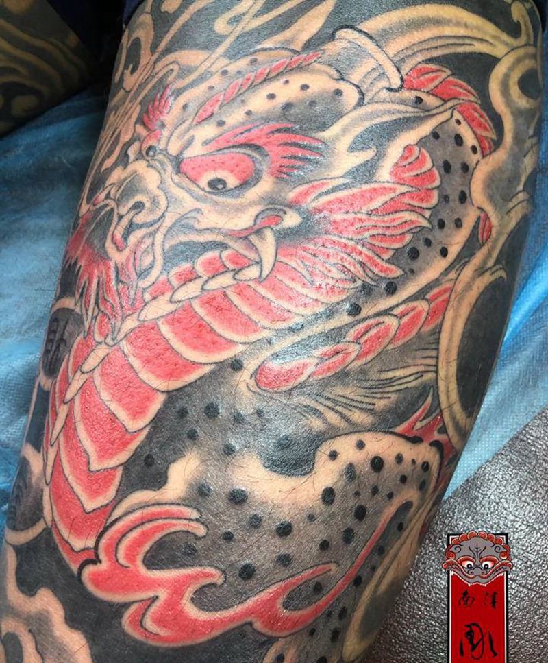 貔貅纹身图片_腿部老传统水墨纹身图案