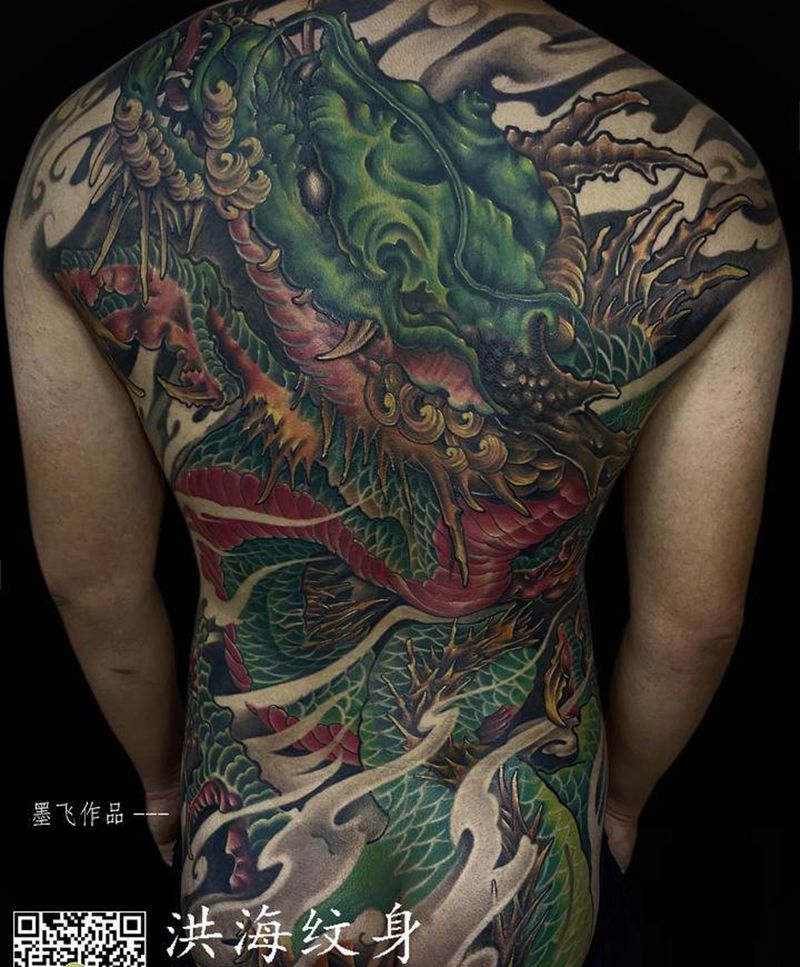 龙纹身图片_背部纹身图案