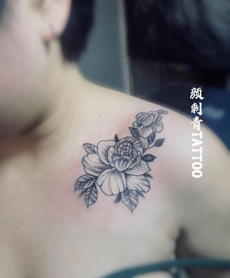 伤疤遮盖纹身图片_颈部纹身图案