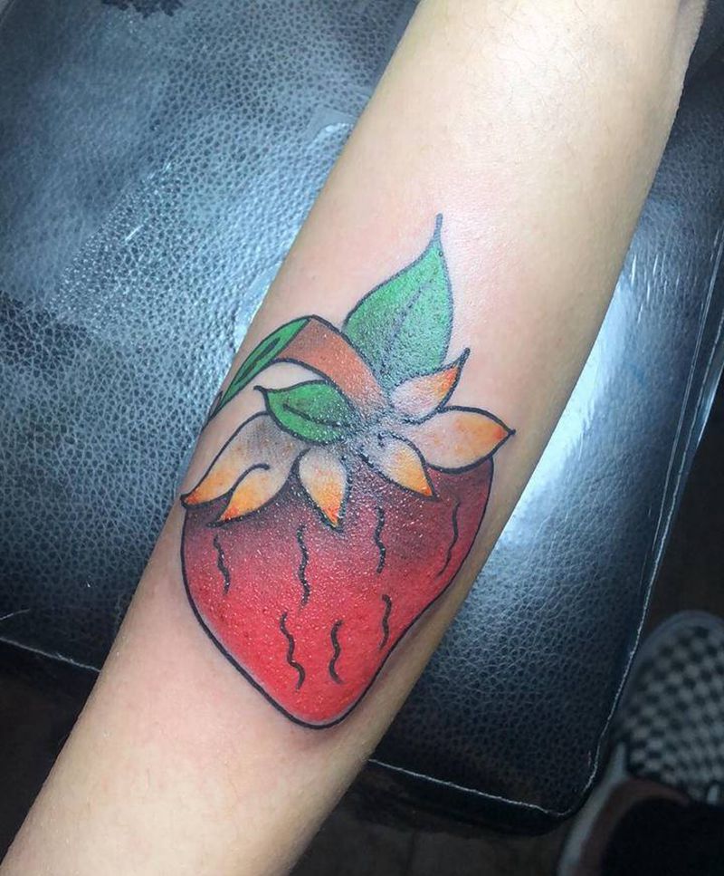 old school草莓纹身图片_手臂Old School纹身图案