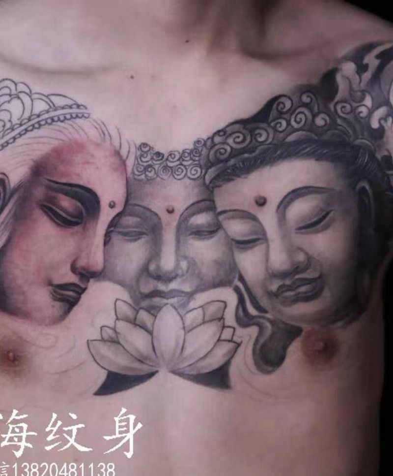 三面佛纹身图片_胸部纹身图案