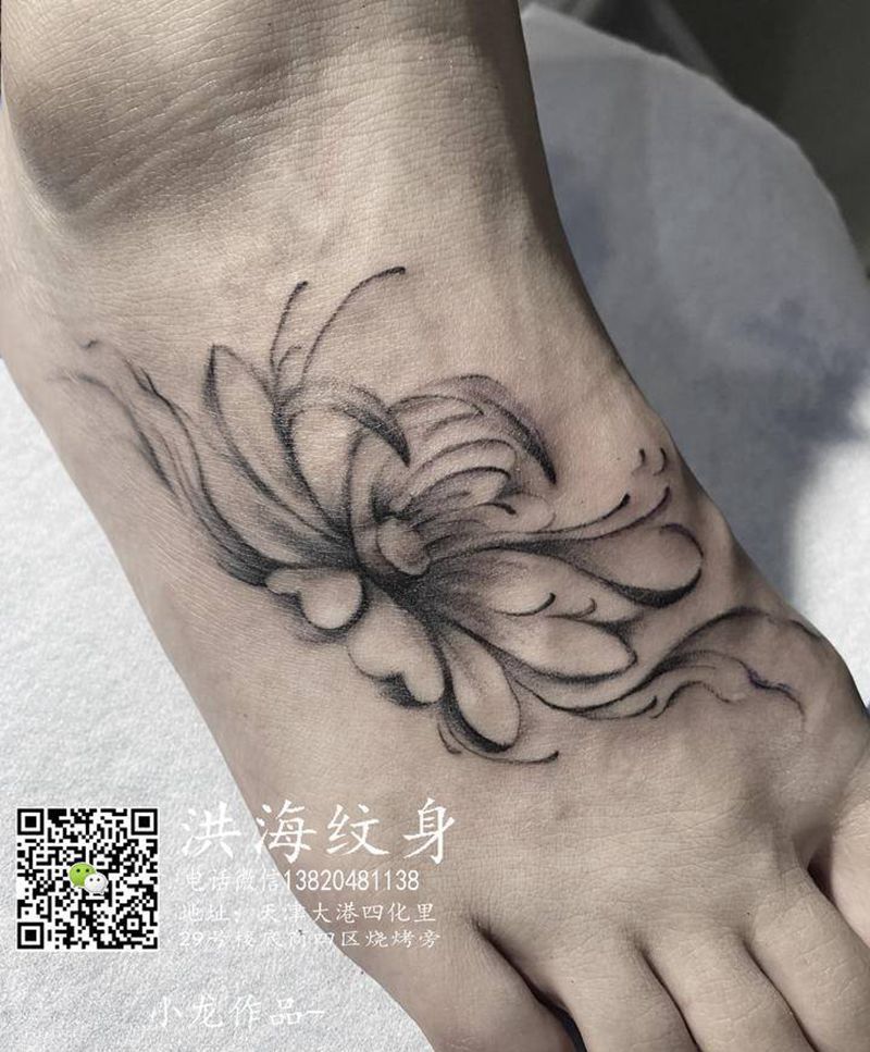 莲花纹身图片_脚部纹身图案