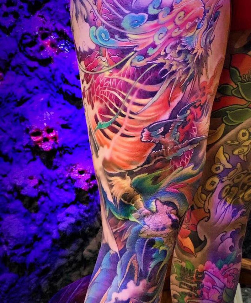 凤凰涅槃纹身图片_腿部新传统水彩纹身图案