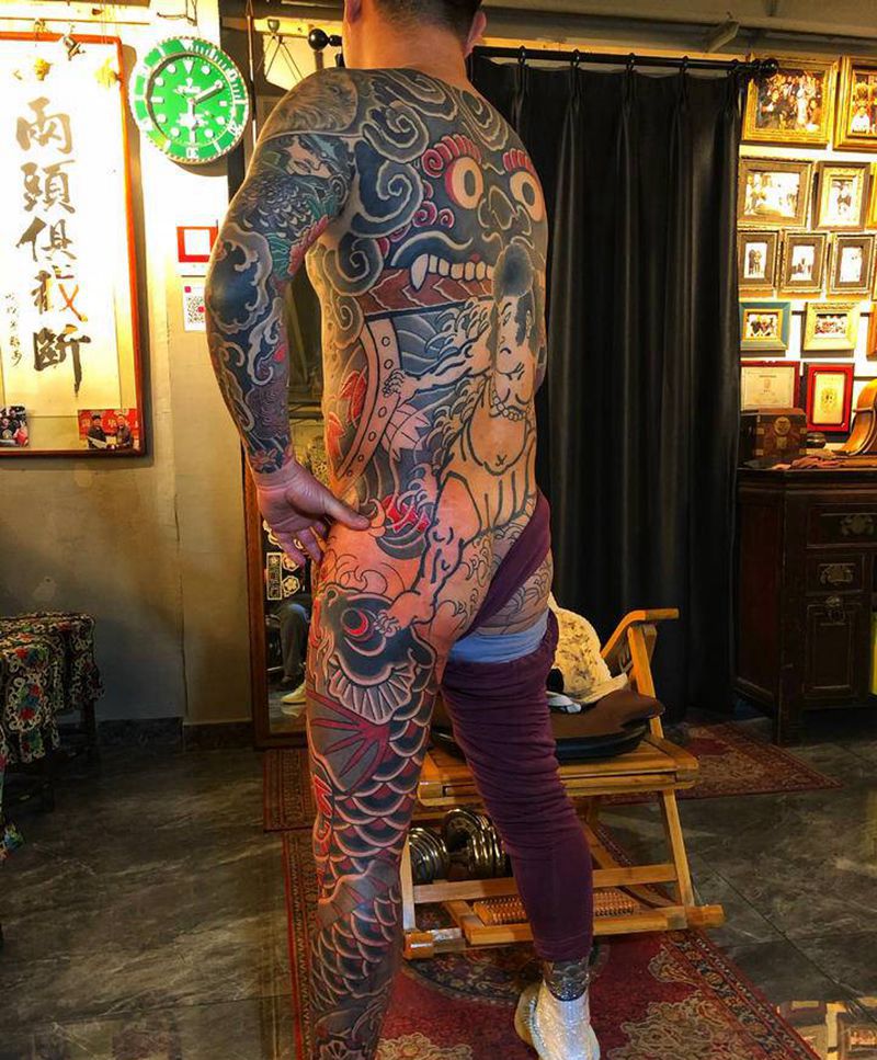 張順纹身图片_腰部腿部老传统纹身图案