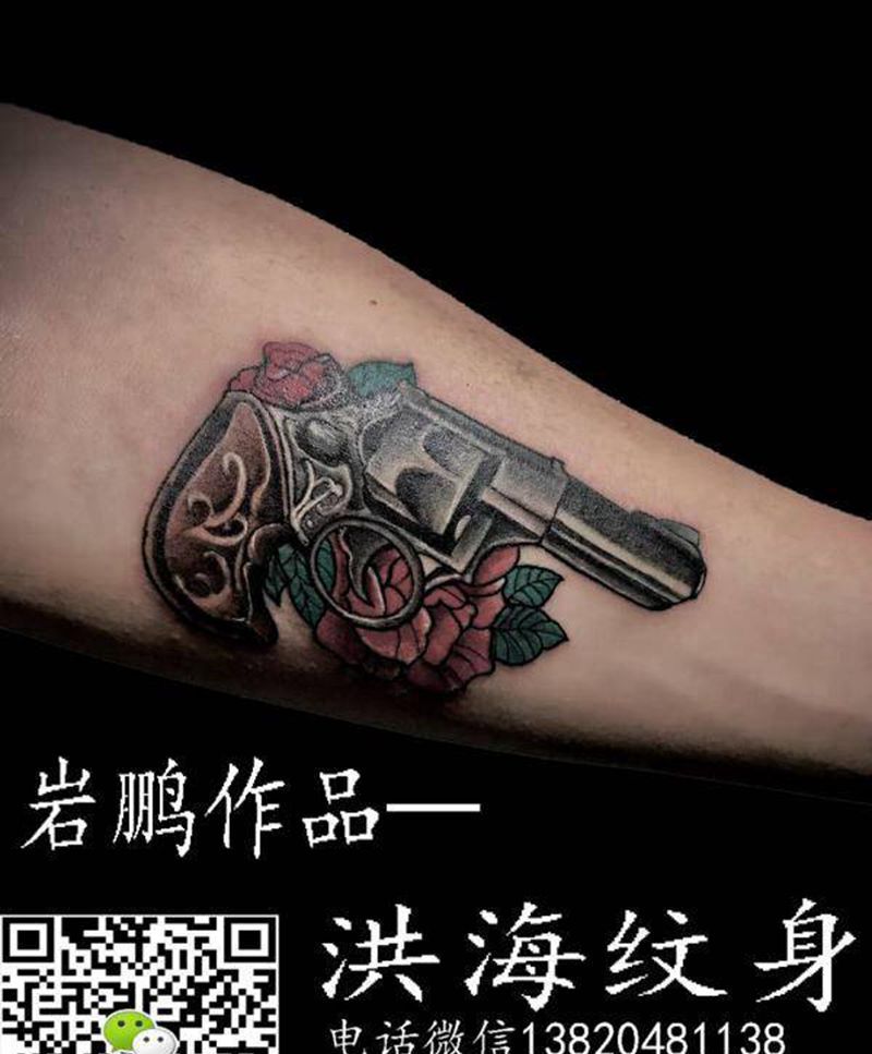 抢纹身图片_手臂纹身图案