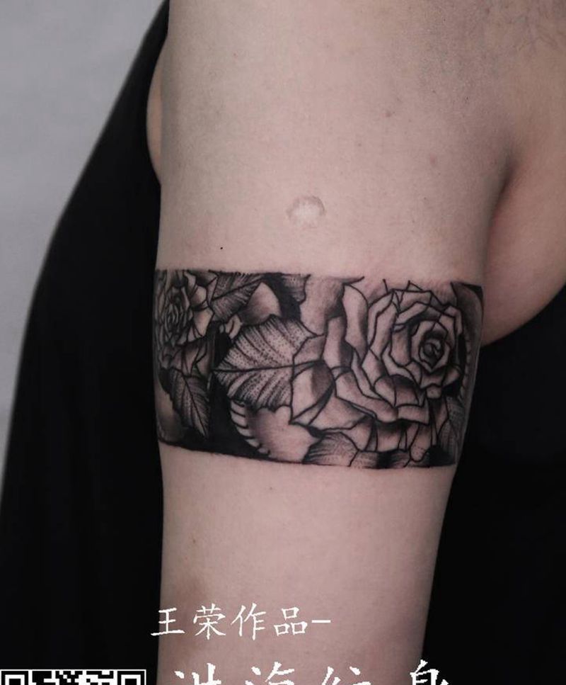 臂环纹身图片_手臂图腾点刺纹身图案