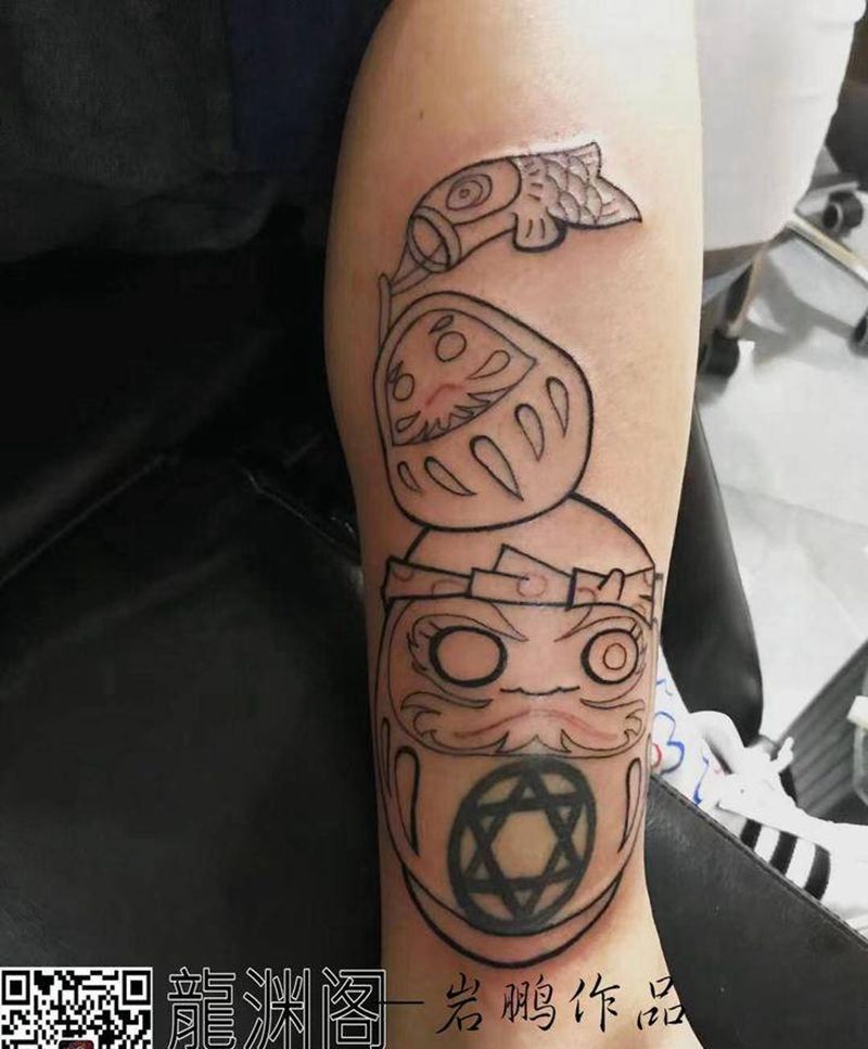 达摩蛋纹身图片_腿部纹身图案