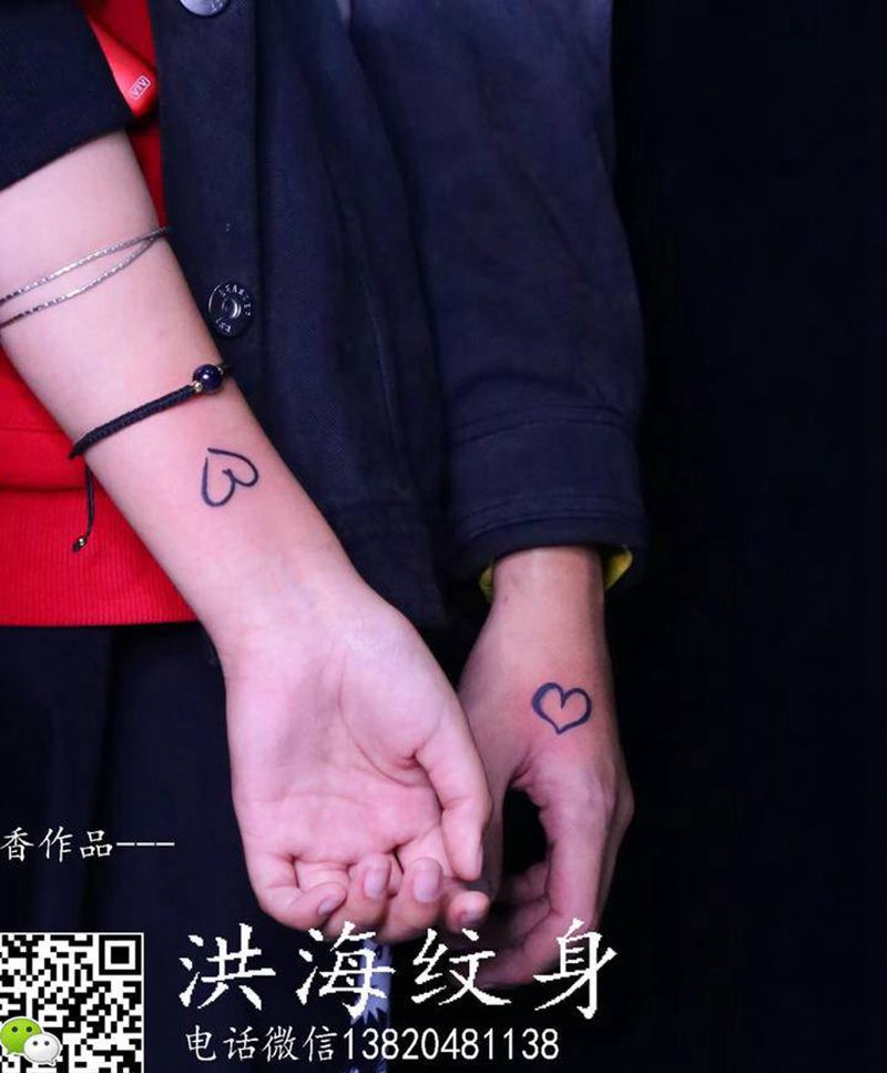 小心心纹身图片_手部手臂纹身图案