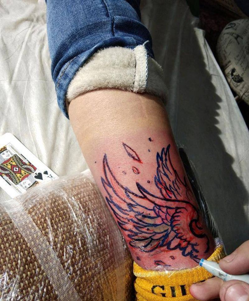 手绘小翅膀遮盖纹身图片_腿部翅膀纹身图案