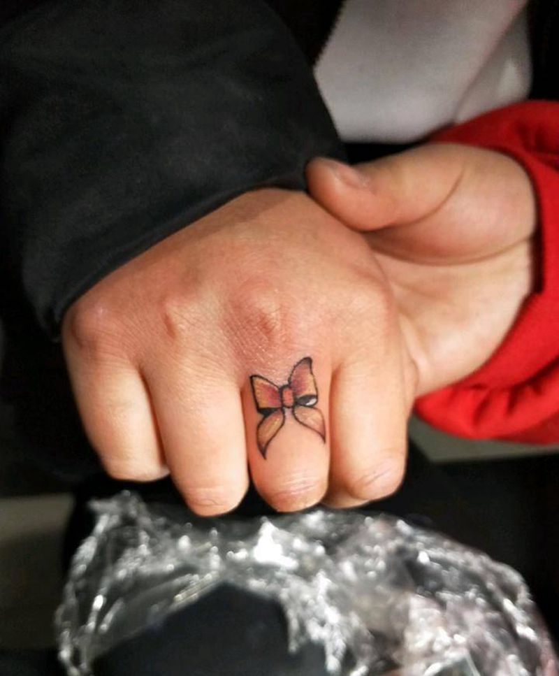 蝴蝶结纹身图片_