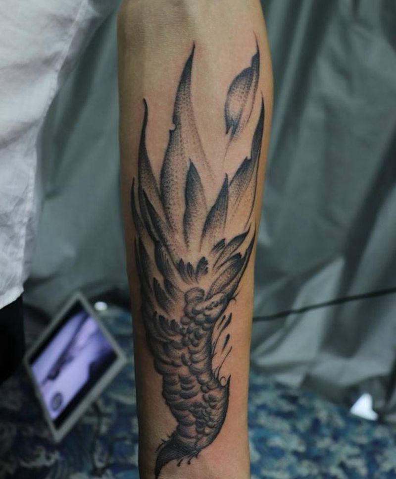 翅膀纹身图片_