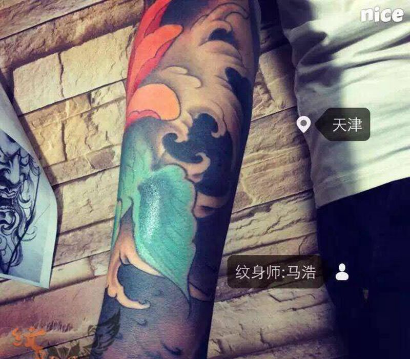 水花鱼纹身图片_