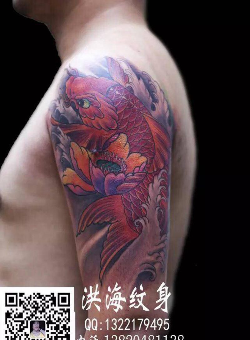 手臂鲤鱼纹身图片_成品手臂腿部传统动物纹身图案