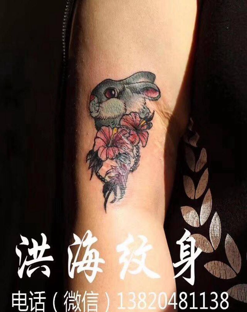 兔子纹身图片_成品手臂传统欧美动物纹身图案