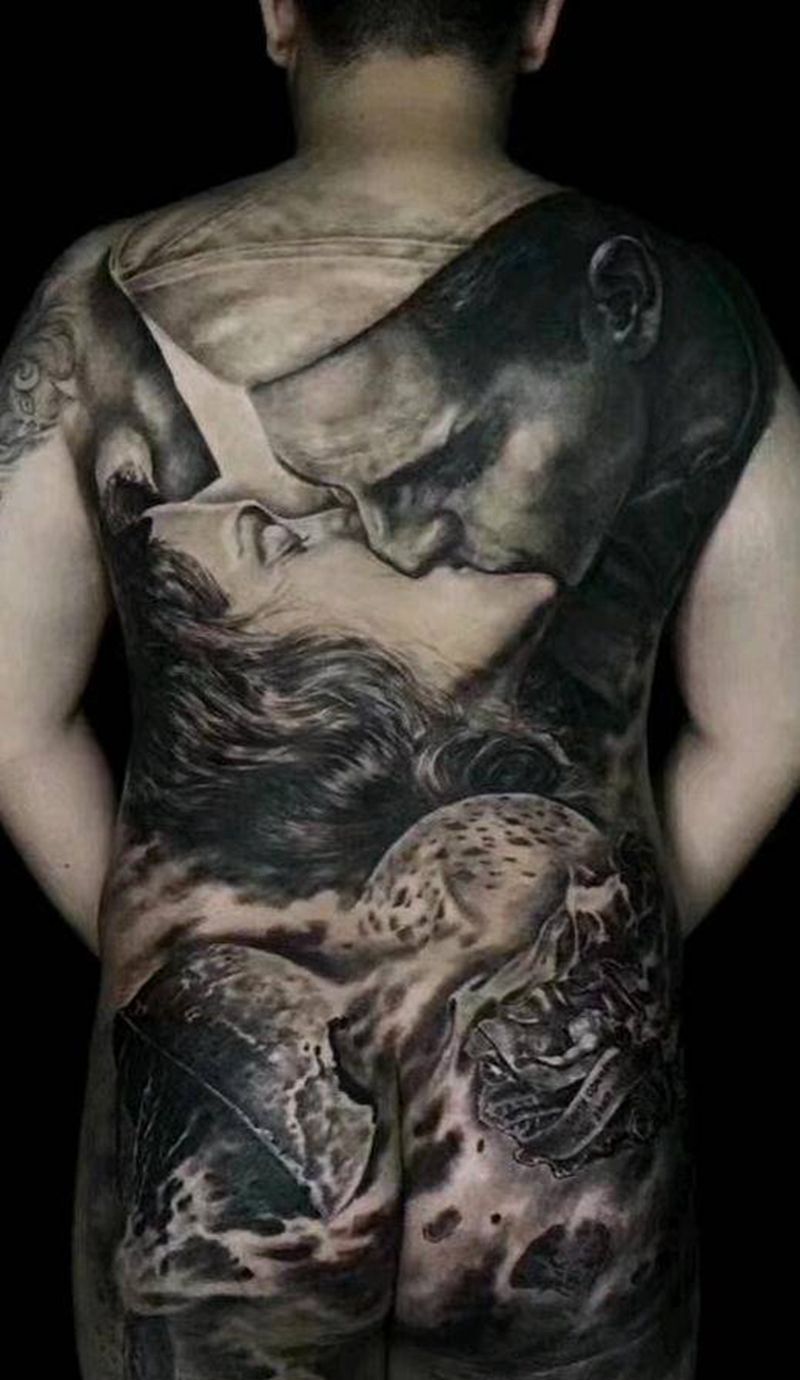 爱与和平，一年前作品纹身图片_欧美写实纹身图案