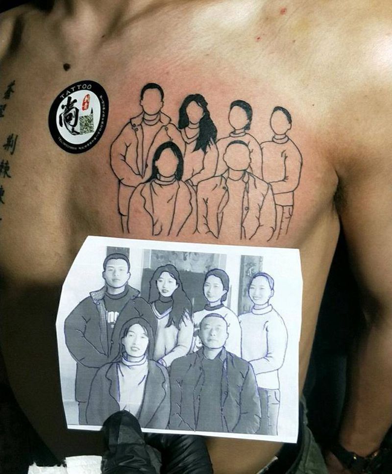 全家福纹身图片_胸部图腾纹身图案