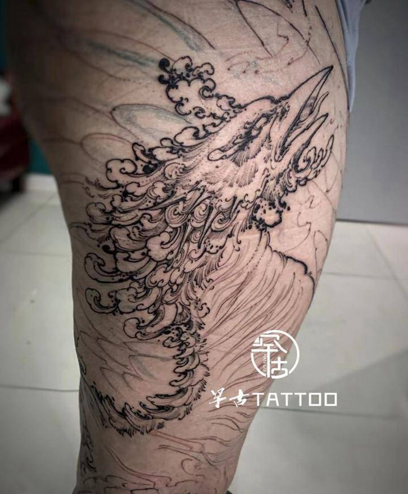 《凤凰》花腿纹身图片_腿部新传统凤凰纹身图案
