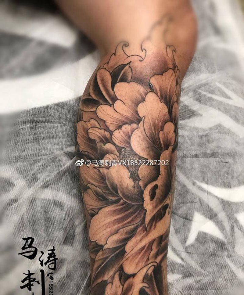 牡丹花纹身图片_成品手稿原创传统腿部纹身图案