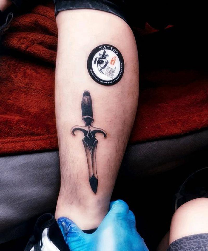 小匕首纹身图片_腿部欧美成品纹身图案