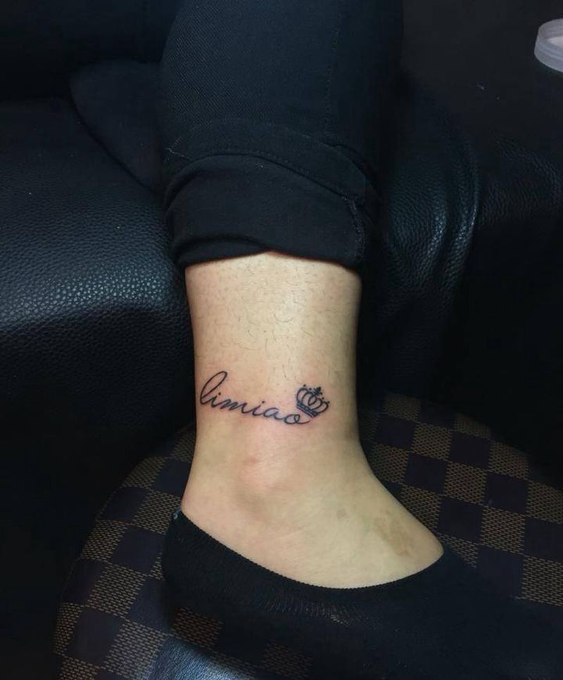 脚踝字母纹身纹身图片_