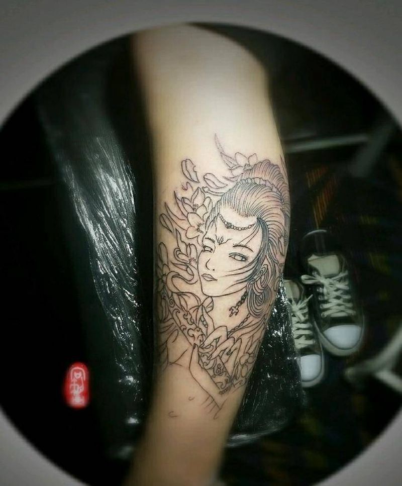 艺妓线条纹身图片_腿部纹身图案