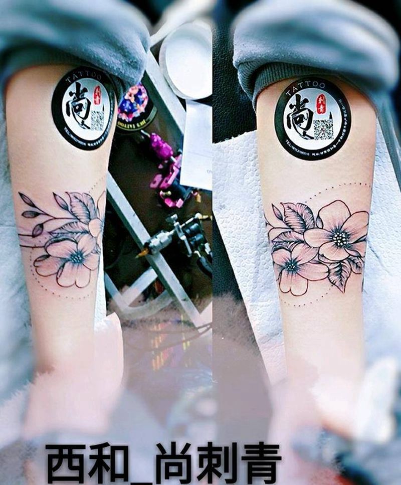 臂环纹身图片_手臂新传统点刺纹身图案