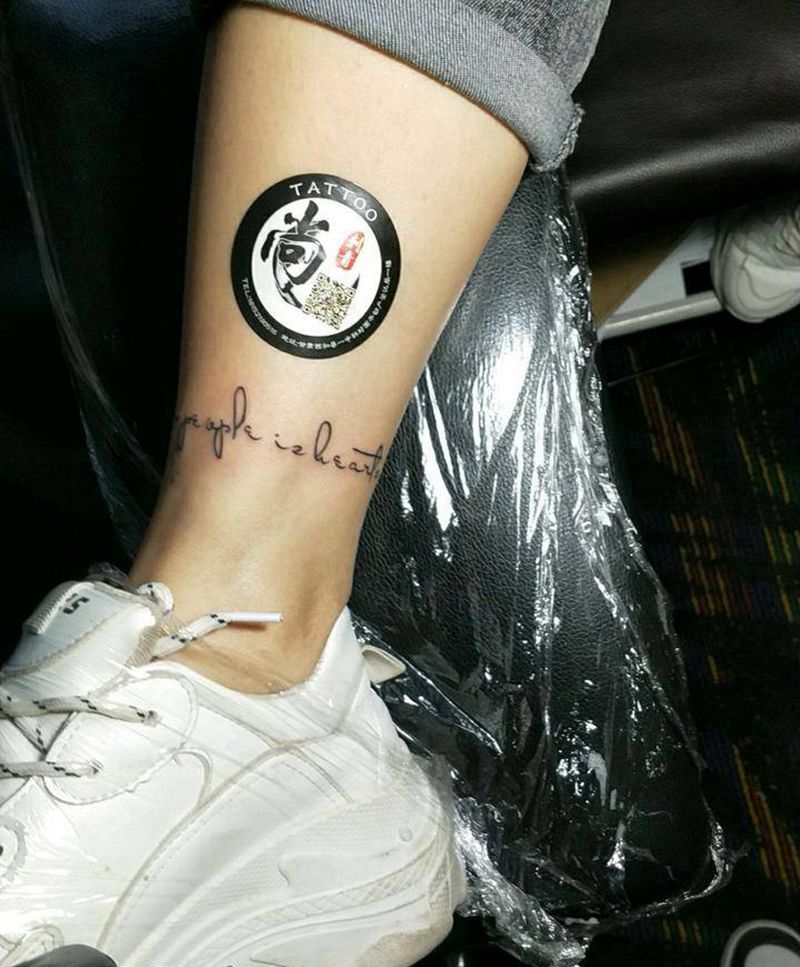 脚环英文纹身图片_腿部英文纹身图案