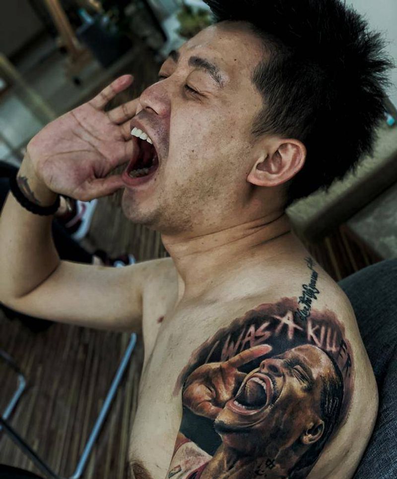 《阿伦_艾弗森》纹身图片_肩部欧美写实阿伦纹身图案