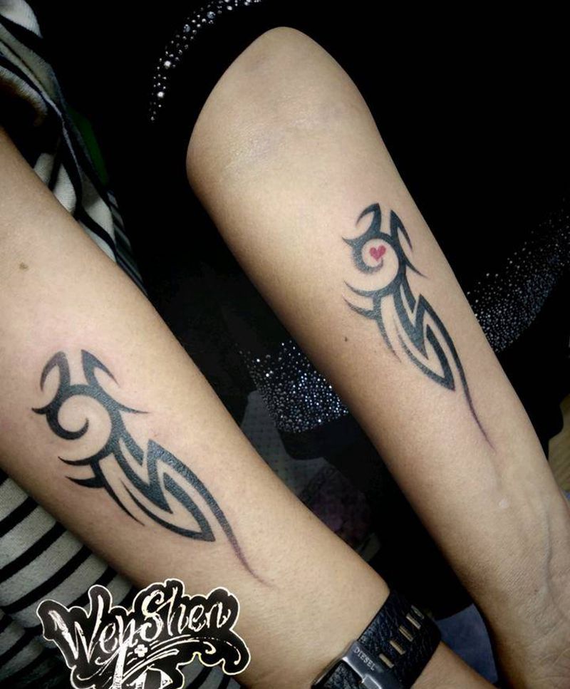 70后姐妹图腾纹身图片_手臂图腾几何图腾情侣纹身图案