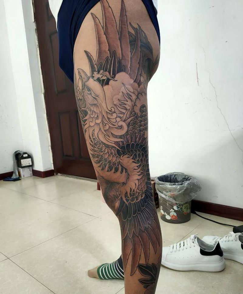 小凤一枚纹身图片_腿部纹身图案