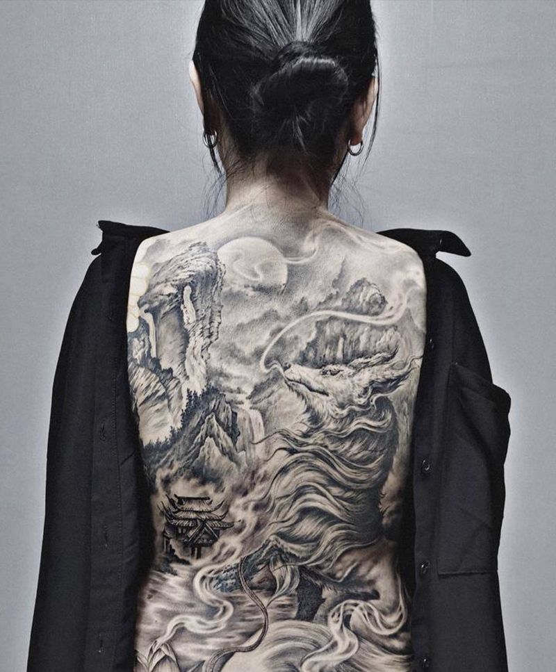 仙，未完纹身图片_背部新传统纹身图案