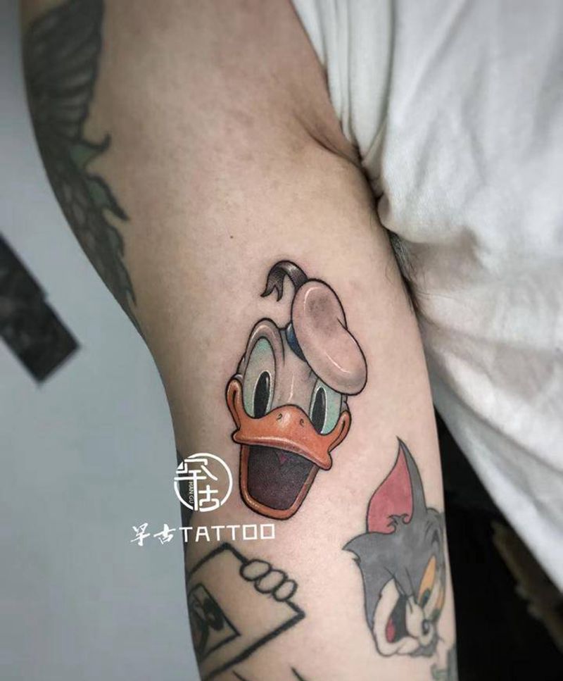 近日小作纹身图片_肩部手臂New School纹身图案