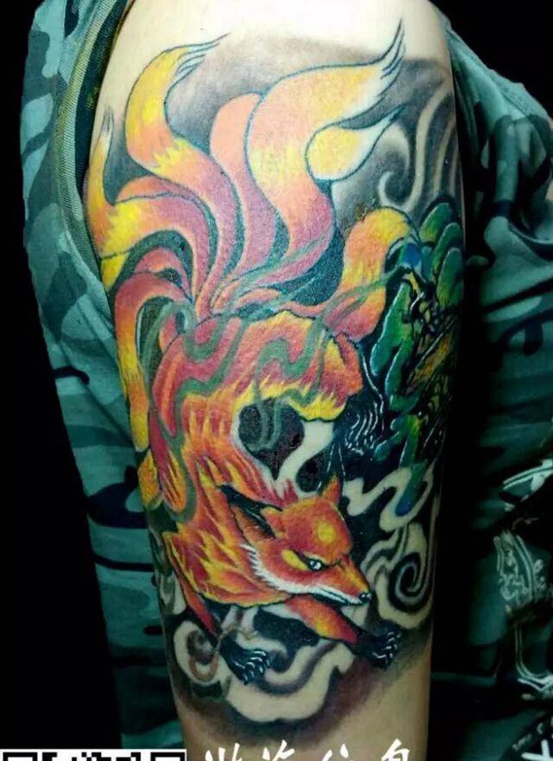 彩色狐狸纹身图片_成品手臂欧美动物纹身图案