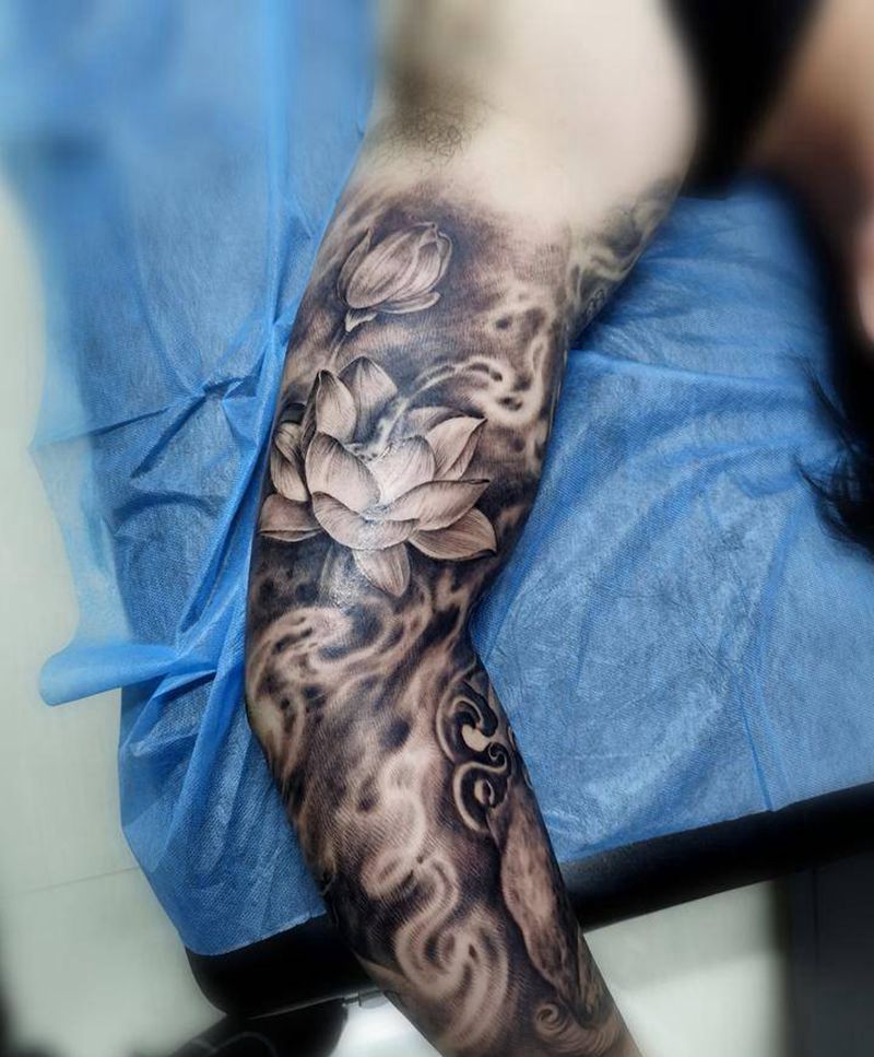 荷纹身图片_新传统纹身图案