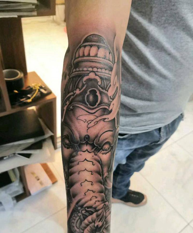 包小臂象神遮盖纹身图片_手臂新传统纹身图案