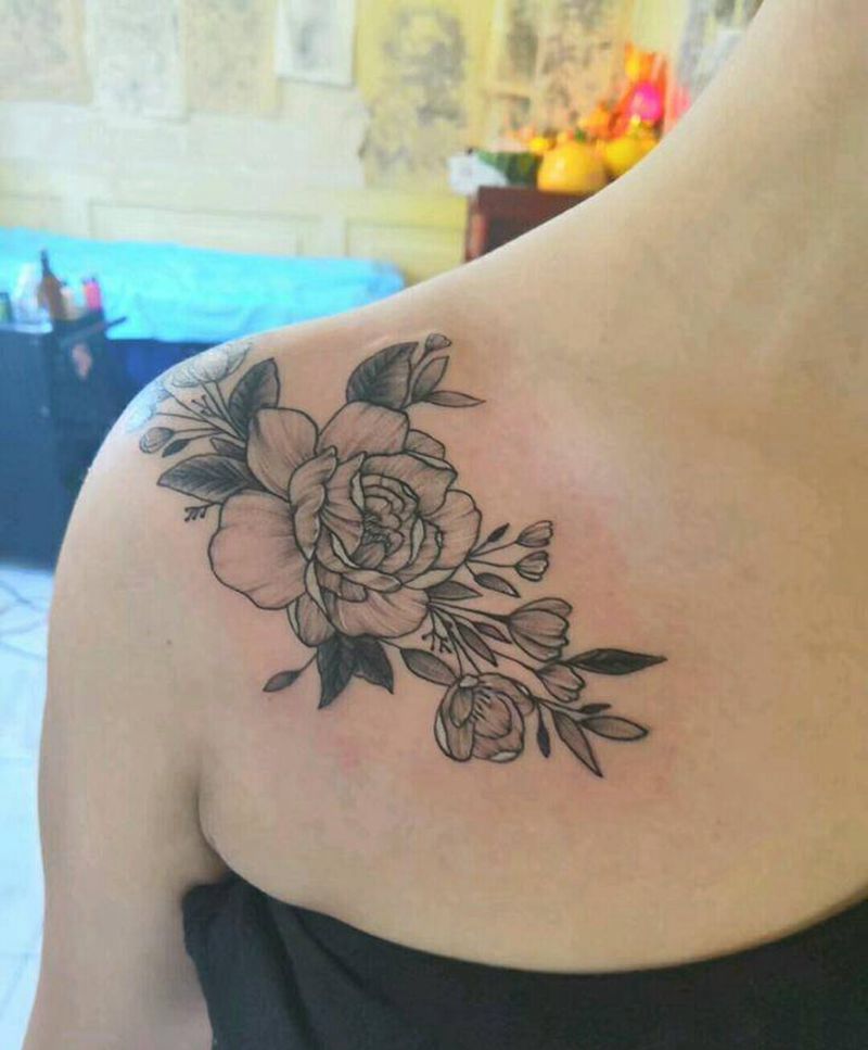 素花纹身图片_肩部New School纹身图案