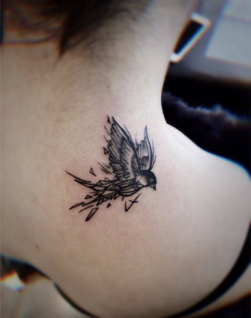 情侣飞燕纹身图片