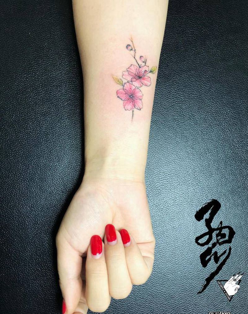 樱花纹身图片_手臂水彩樱花 小清新纹身图案