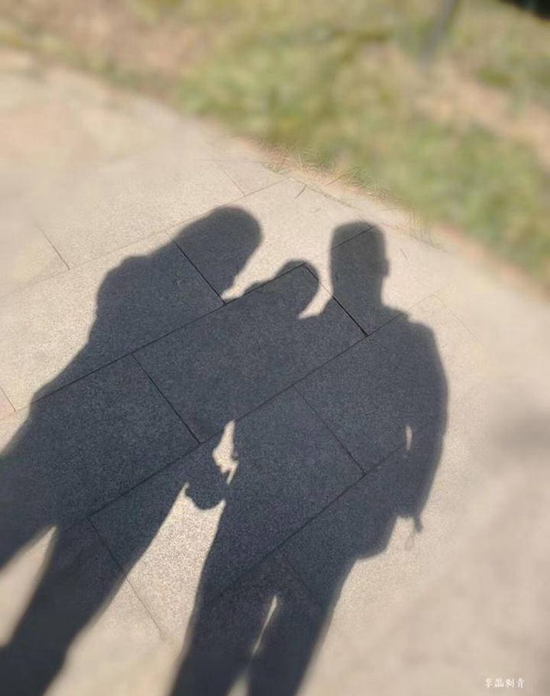 父爱主题纹身图片_胸部欧美写实纹身图案