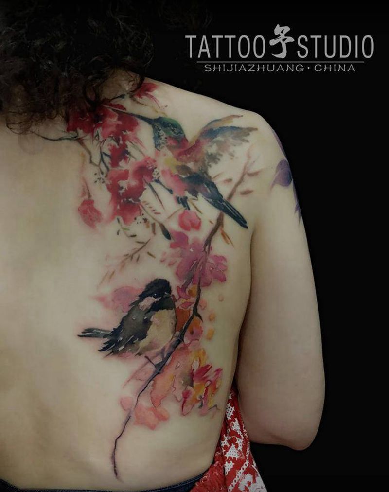 水彩添加纹身图片_背部水彩水墨纹身图案