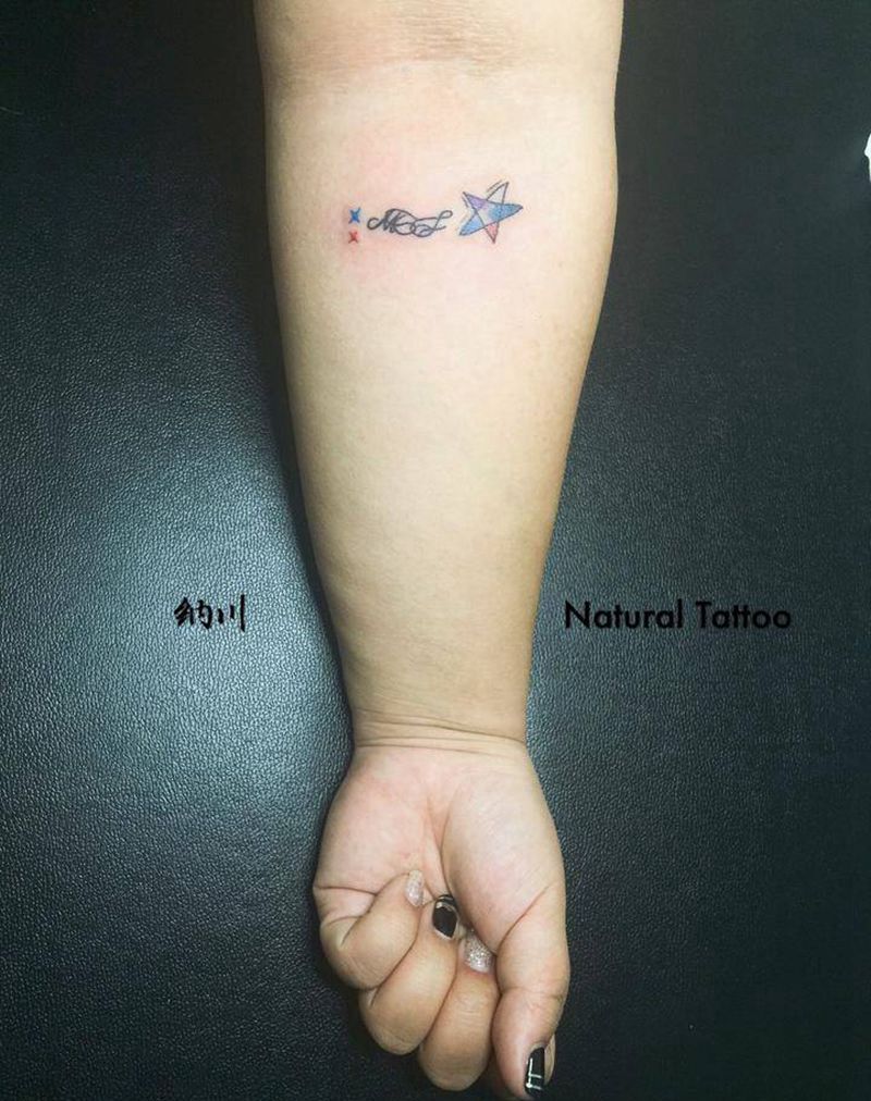 好运纹身图片_成品手臂清新几何字符情侣纹身图案