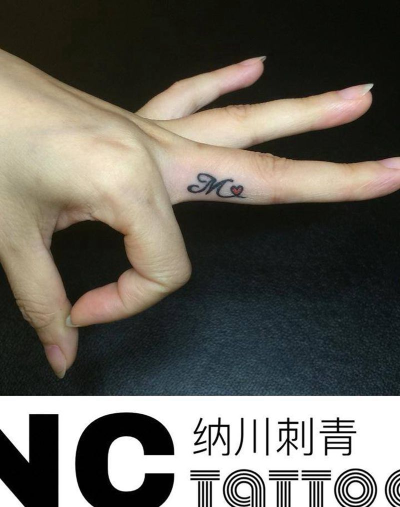 原创小字母纹身图片