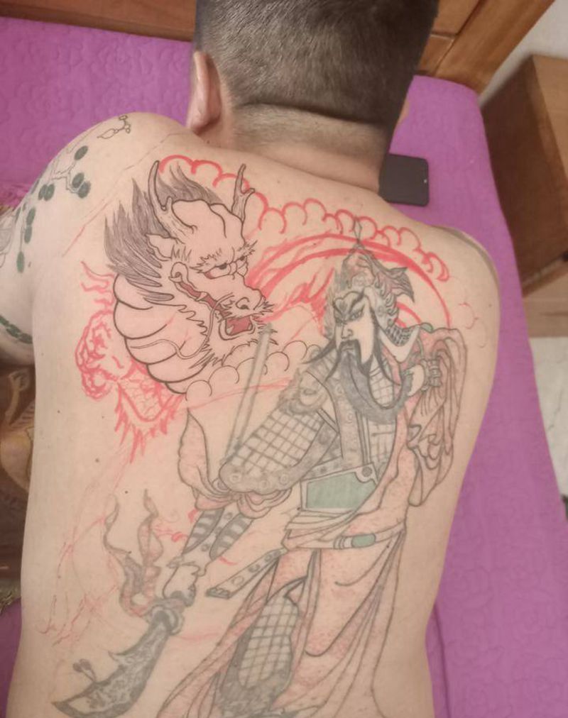 旧纹身满背修改添加纹身图片_老传统纹身图案