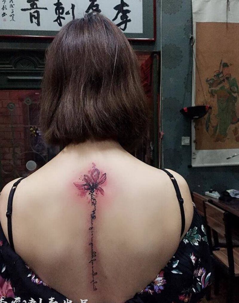 脊柱纹身纹身图片