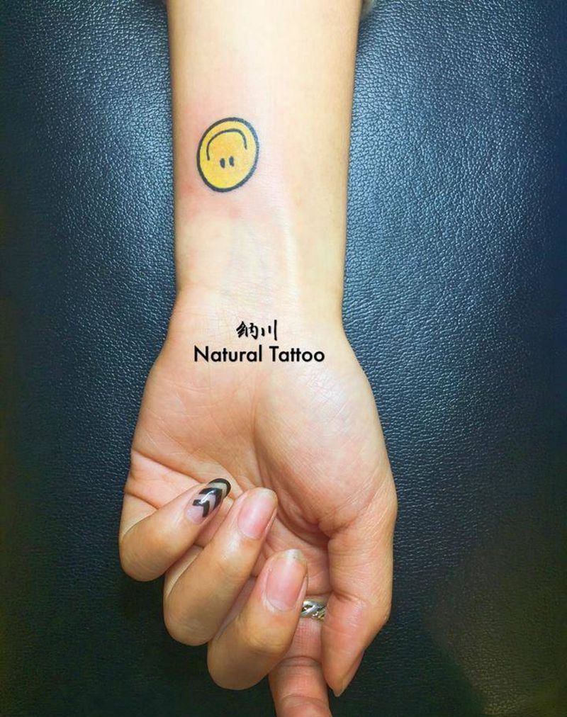小笑脸纹身图片_成品手臂手部欧美清新贴纸几何人物卡通纹身图案