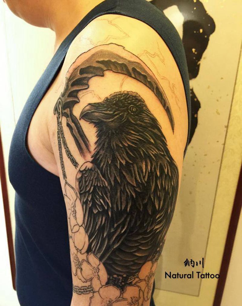 乌鸦！进行到一半一半纹身图片_手臂欧美动物植物纹身图案