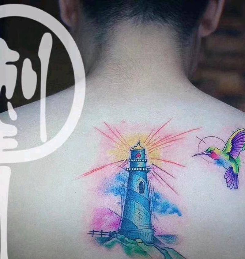 灯塔与蜂鸟纹身图片_背部手臂New School水彩纹身图案